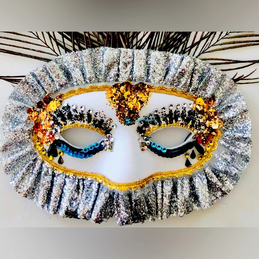 Eye mask costume Carnevale,Masquerade Mardi Gras Embellished eye mask feathers